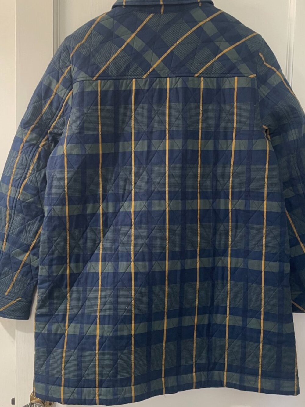 All for You Quilted Plaid Jacket. Women's Medium - Picture 7 of 10